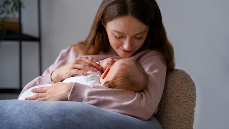 Dicas de Amamentação: O Que Toda Mamãe Precisa Saber